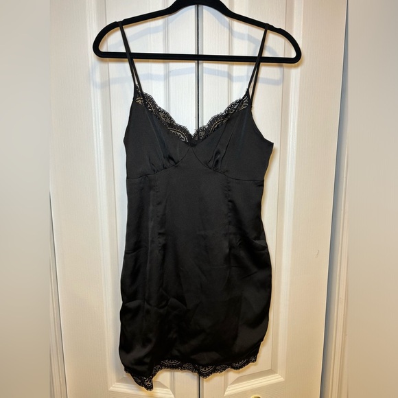 Princess Polly - Chic Maple Mae Mini Black Dress Satin Lace Slip in Size 4 - Picture 2 of 9